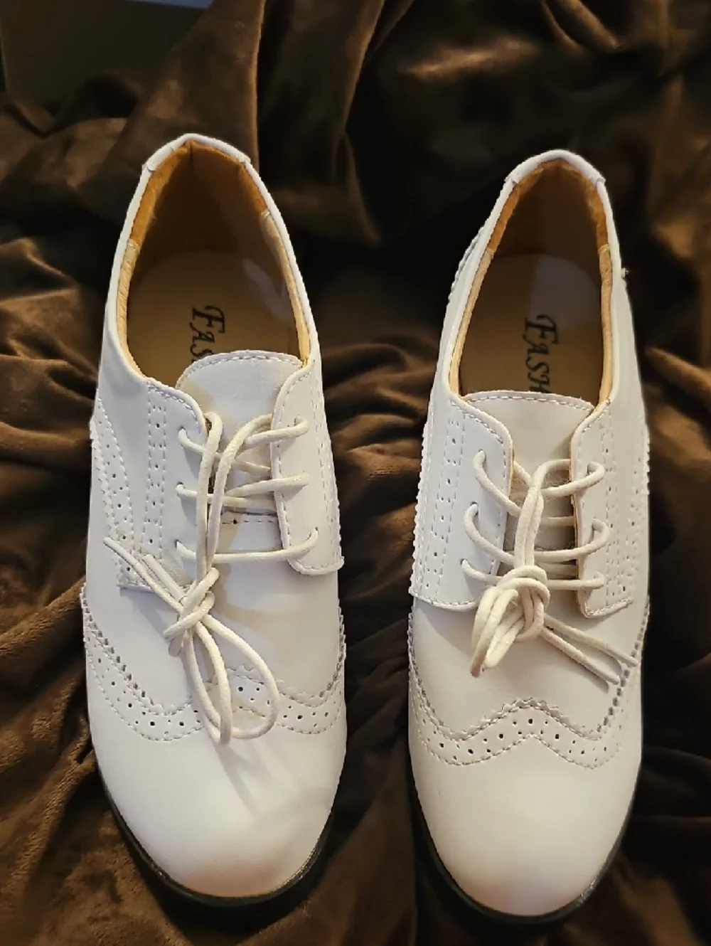 Dadawen Lace-Up Chunky Heel Oxford - Picture 3 of 6